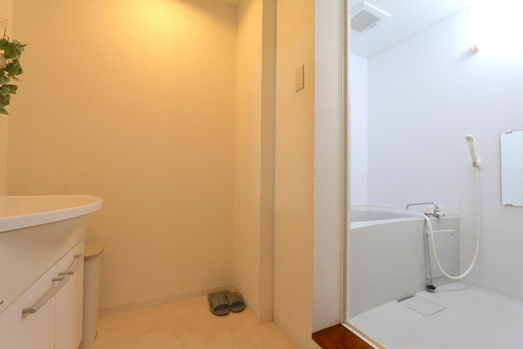 Apartemen Hirata Building 402 - Vacation 17145 *